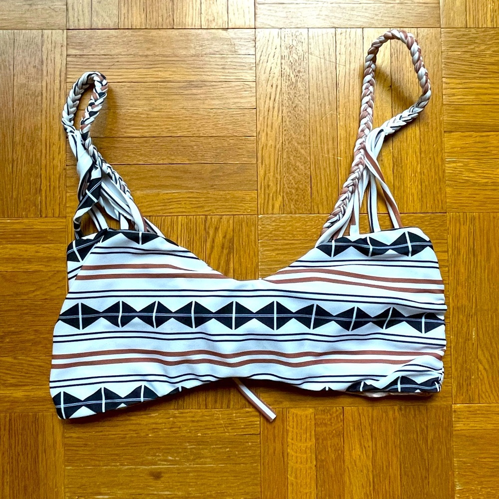 Acacia braided bikini top sz L